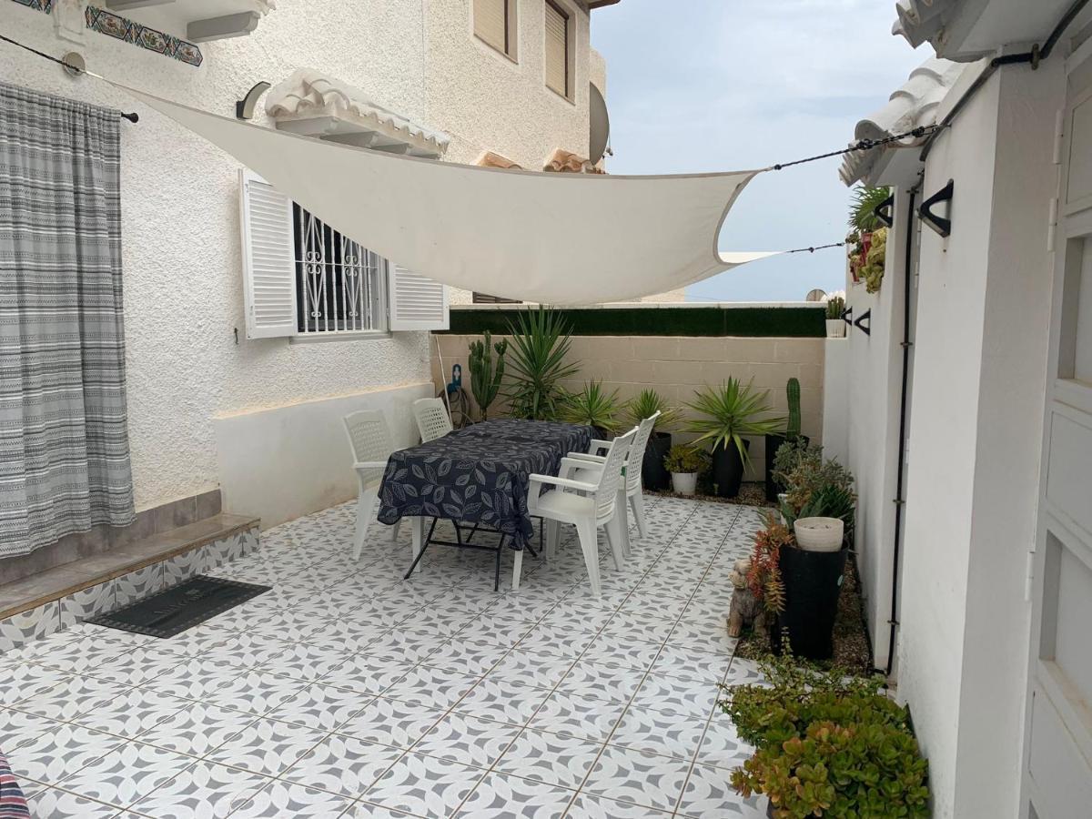 Casa De La Playa Villa Torrevieja Exteriör bild